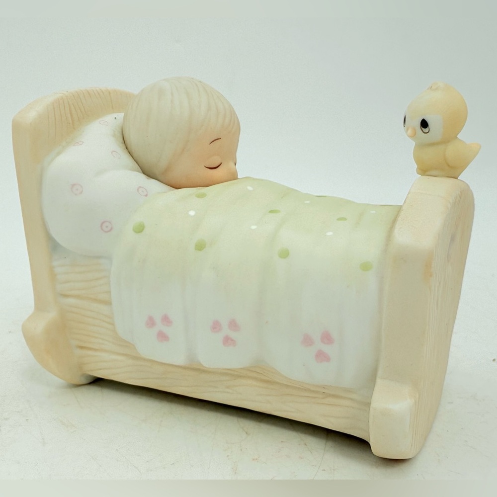 Vintage Precious Moments Figurine, Pure in Heart 1979, Enesco baby in crib
